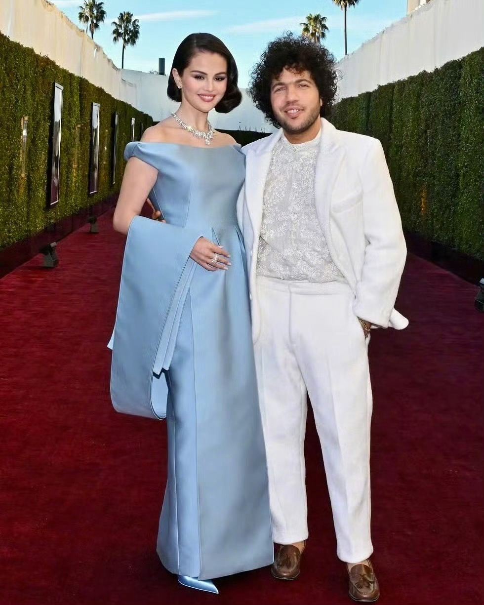 欧美八卦新闻 ，妈妈耶！！赛琳娜的未婚夫Benny Blanco透露即将和赛琳娜