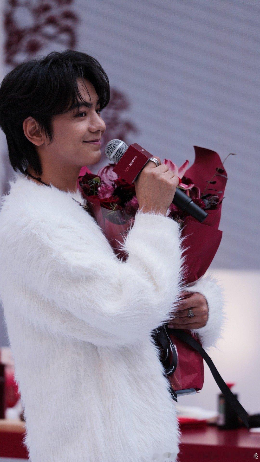 理塘丁真《在一起》在一起（