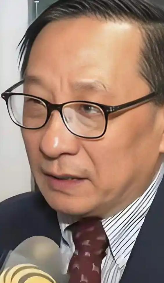 全世界都在追问：中国为何开展洲际导弹试射？
 
可真正值得深究的，其实是另一个问