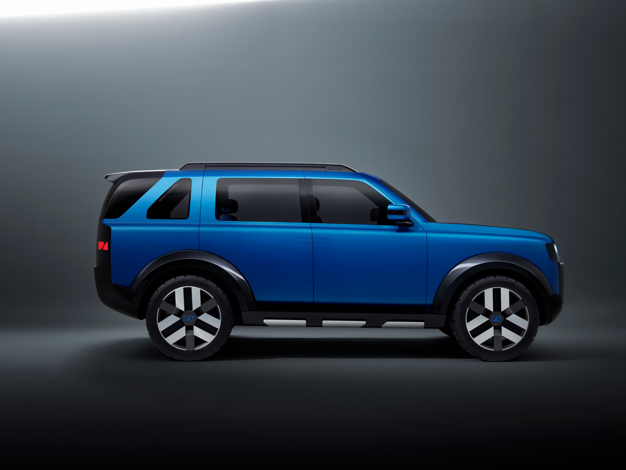 FREELANDER 神行者，一个熟悉的名字，但这又是一个全新的品牌，作为奇瑞与