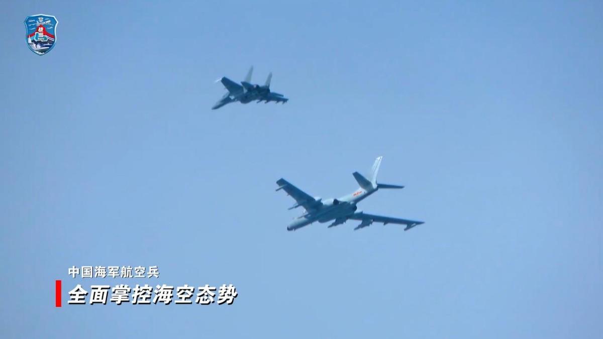 菲律宾这几年跟中国较劲，说白了就是——光占便宜不吃亏。今天派条船过去晃一圈，明天