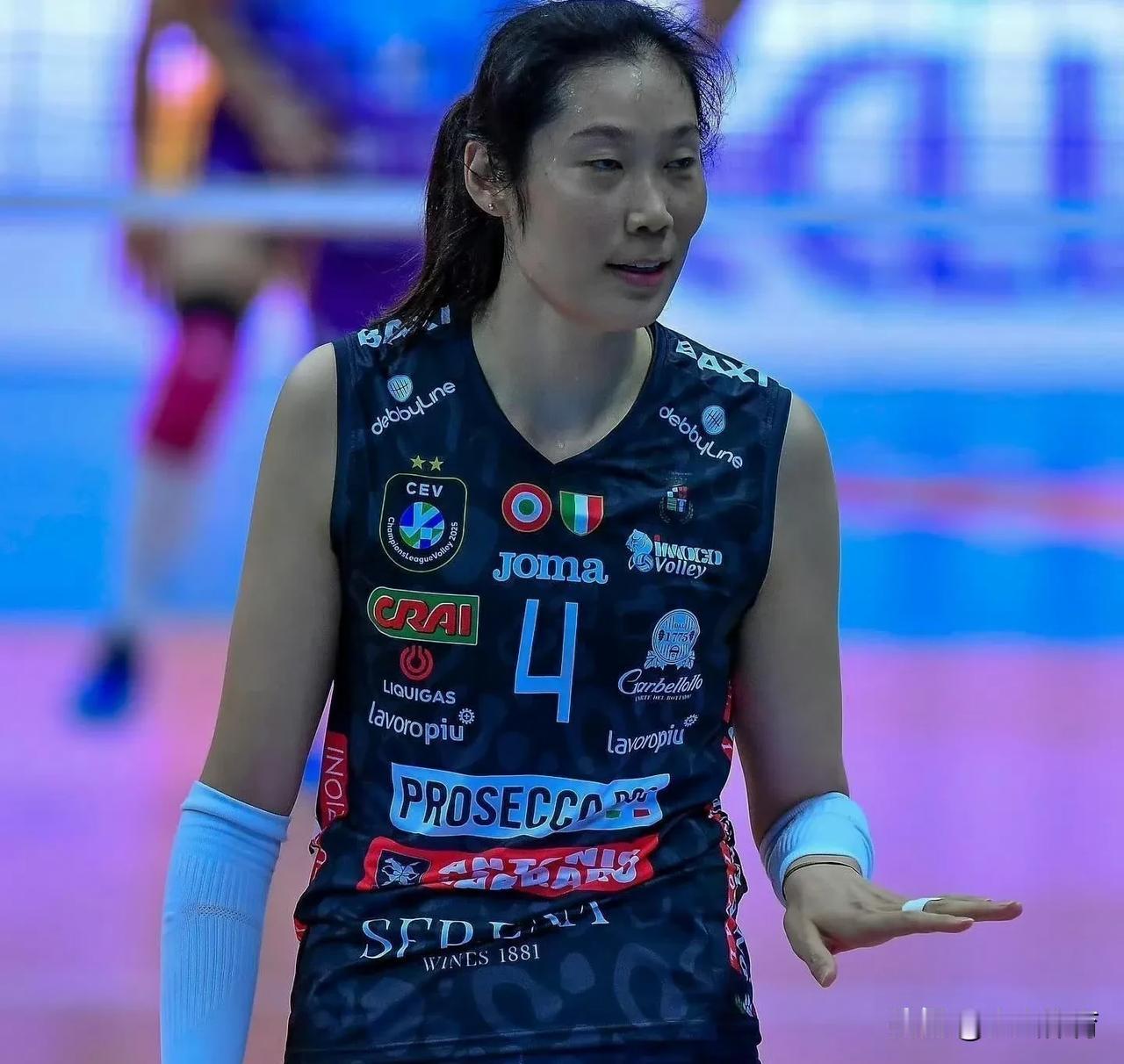 之前有朱婷
最近几年还真没看出来
您认为呢