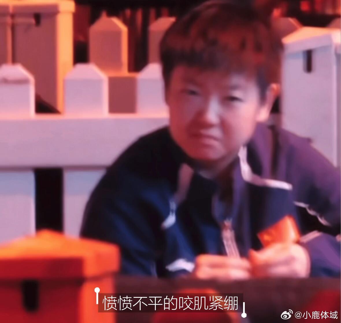 乒乓球孙颖莎治愈系眼神所以我说孙颖莎的脸可塑性太强四种情绪无缝切换不需要一句台词