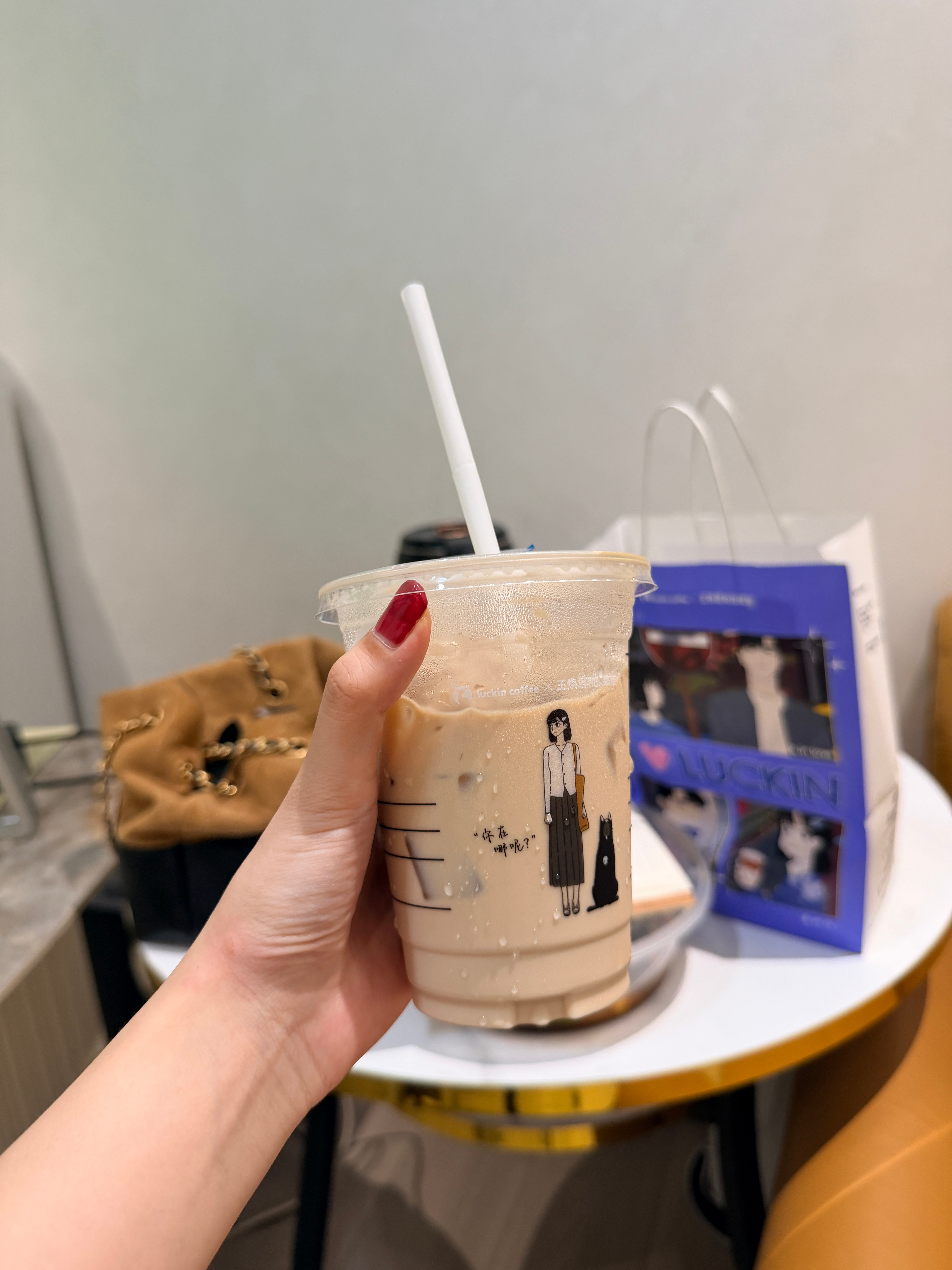 又是同事投喂的一天材料商送的咖啡 淮南·红星美凯龙(淮南山南商场)
