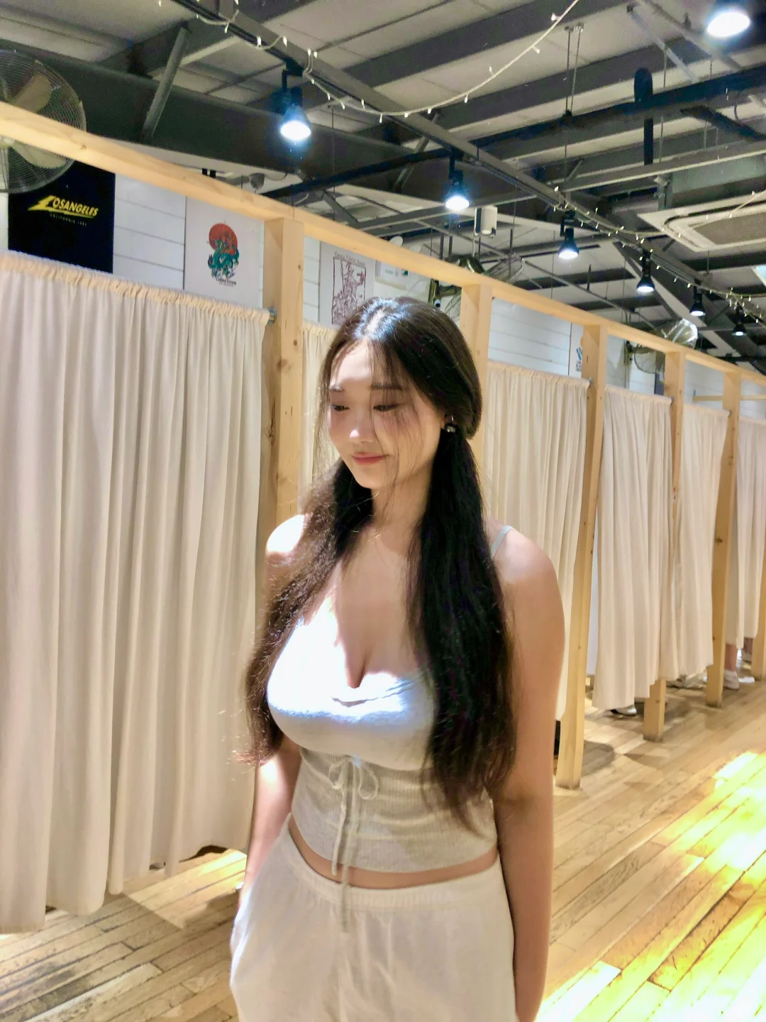 穿童装呢在这