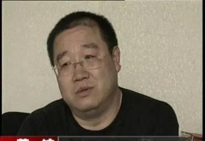 1997年，宋丹丹出轨3天后，给老公英达打电话说“我有外遇了，我们离婚吧”，英达