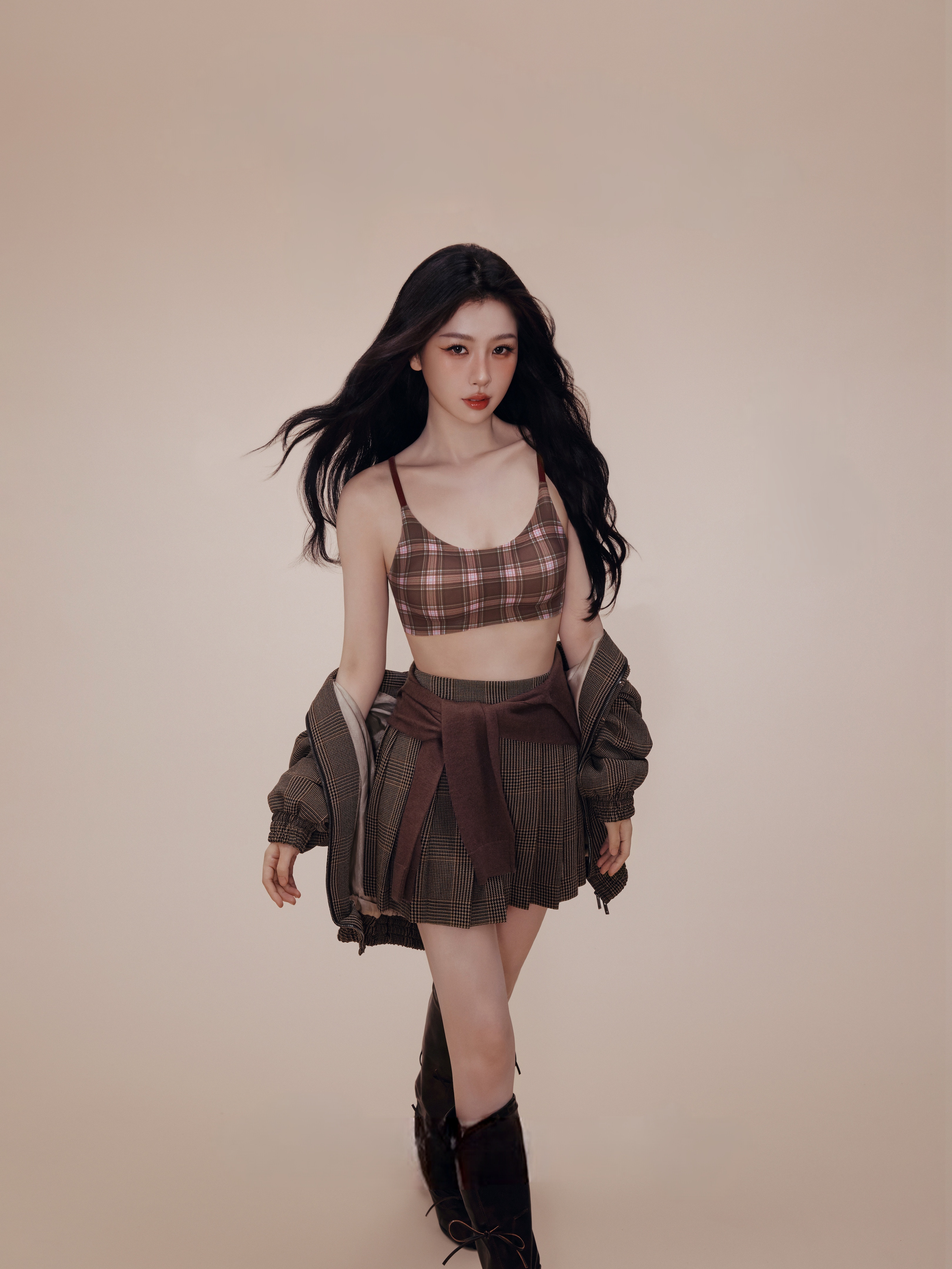 虞书欣。我一眼就认出了 这是我妈咪呀🤤😍😘 ​​​
