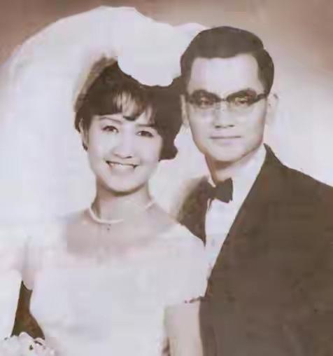 连战夫人连方瑀[yǔ]才华与颜值并存。方瑀气质女神，一脸福相，身材纤长，体态丰硕