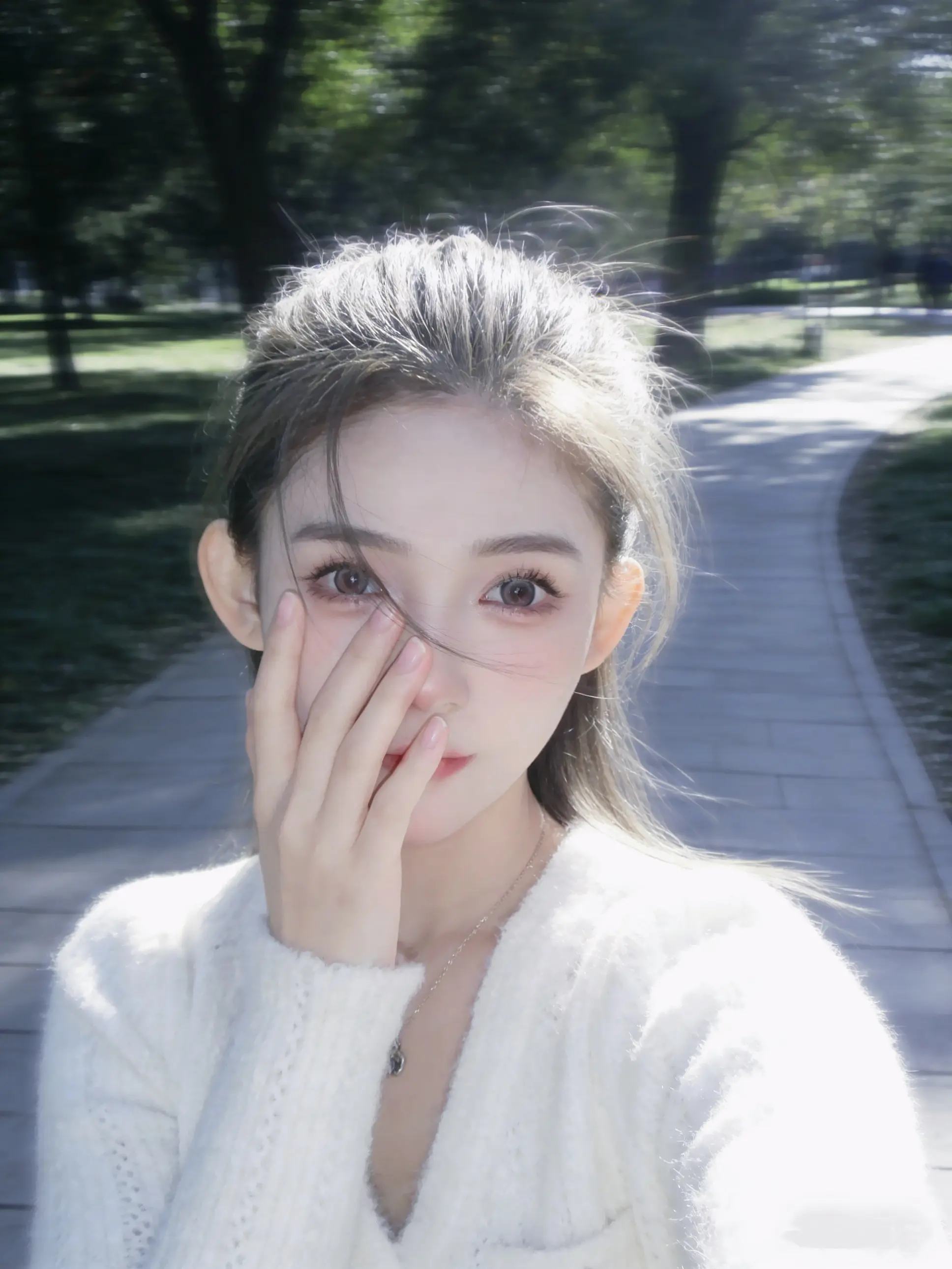 我需要新的人爱上我 上一批爱我的人已经开始恨我了