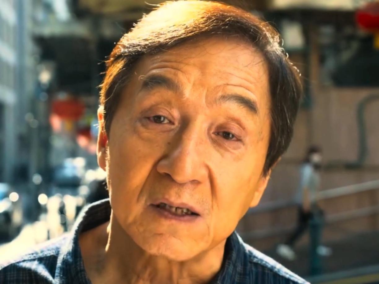 [兔子]成龙和周星驰，两位华语影坛的顶尖人物，到了晚年都免不了拍些口碑不好的电影