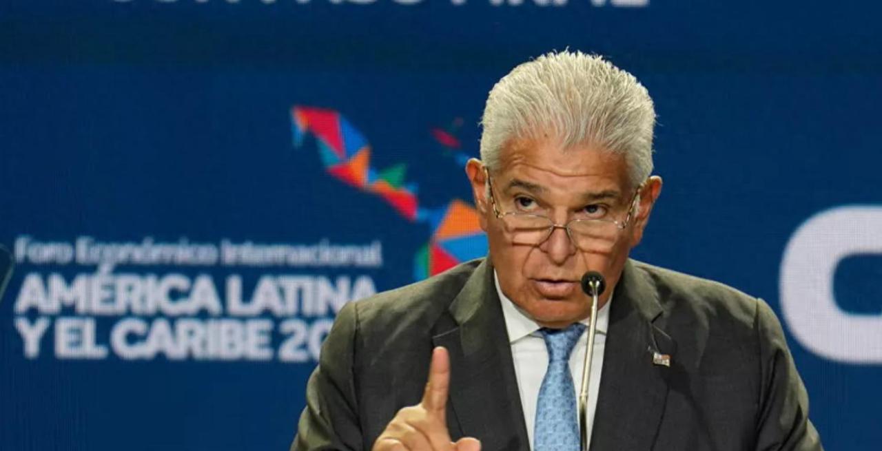 巴拿马总统刚说软话，中方就要求两大航运公司，立即退出港口运营！

谁也没想到，巴