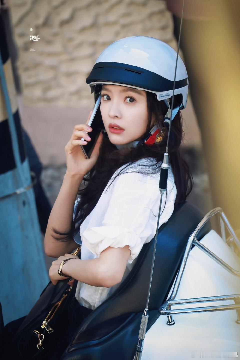 章若楠今天是兔子警官👮🏻♀️没人说吗 我们现偶终于有救了 