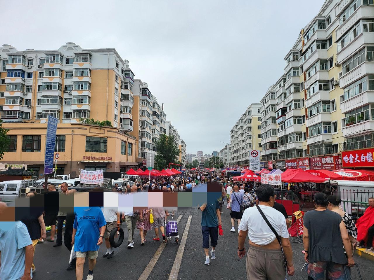 刚刷到专家预测，按现在这生育率 ，到2100年中国人口剩5亿。

我一算，那年我