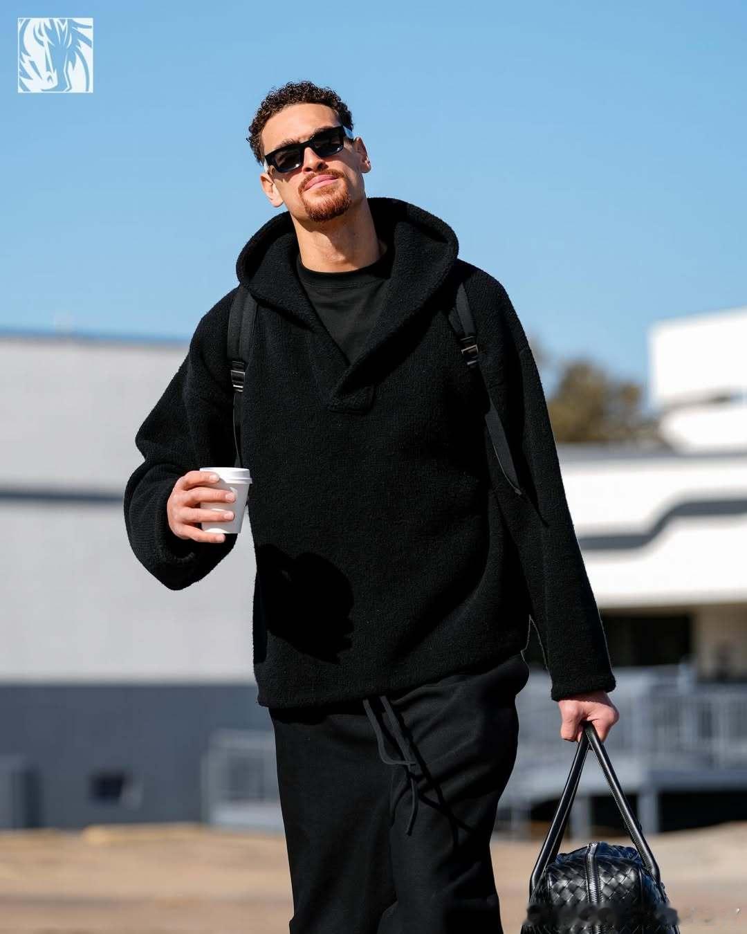 出发休斯顿✈️✈️独行侠vs火箭火箭vs独行侠汤普森克莱汤普森克莱达拉斯独行侠独