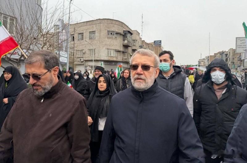 伊朗托孤大臣被暗杀。
       以色列​国防部长确认：阿里·拉里贾尼已被暗杀