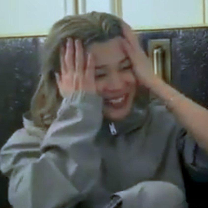 朴智旻咪的天，太热了 