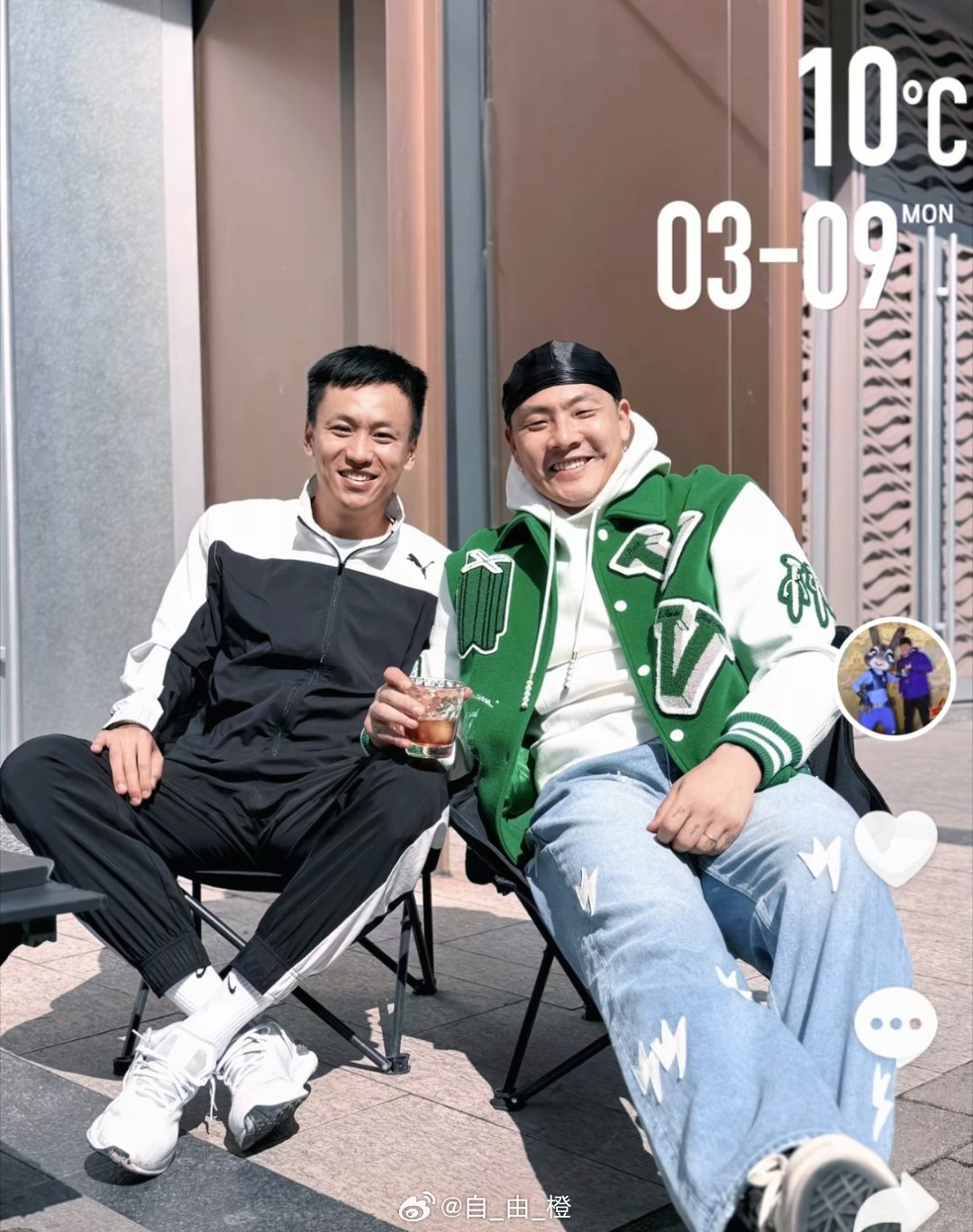 王大雷社媒晒与张弛合影自由橙山东泰山