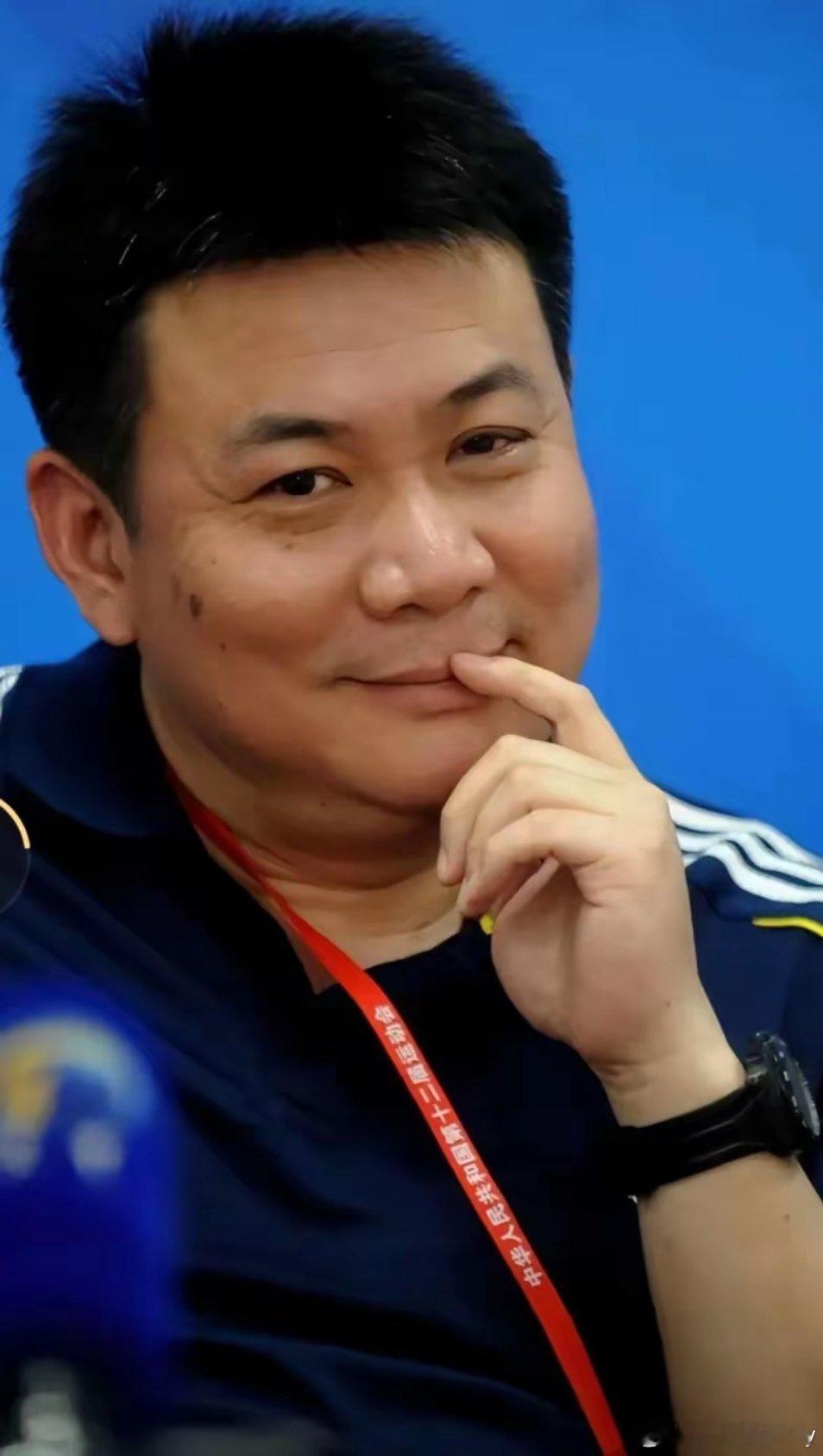 排坛“小诸葛”至今担任过主教练的俱乐部有:1997-200， 上海女排主教练，四