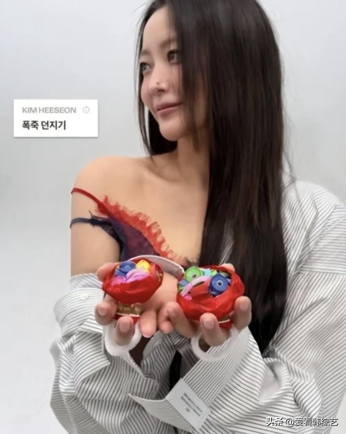 24日，演员金喜善在自己的Instagram上传了多张照片。公开的照片中，金喜善