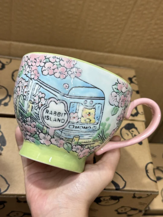 这个手绘杯把我清晨的咖啡都变“樱”了！🌸