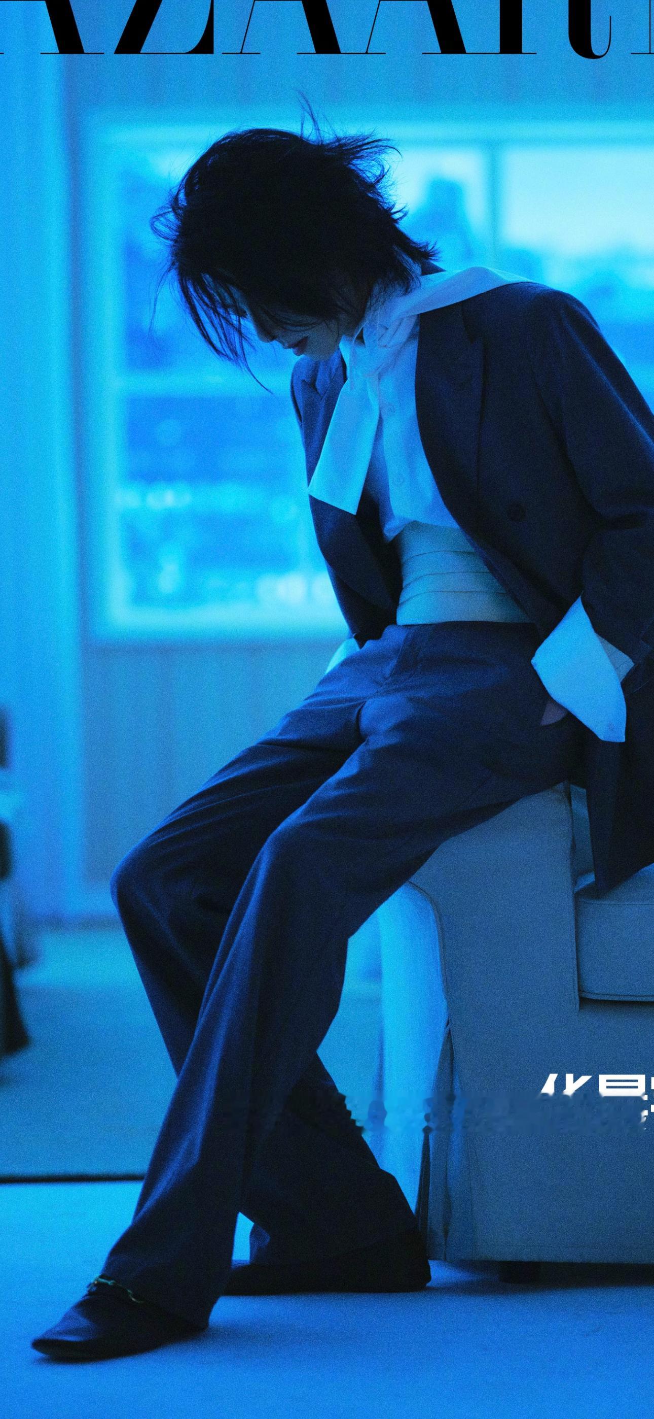 哇…噻…华晨宇芭莎男士封面