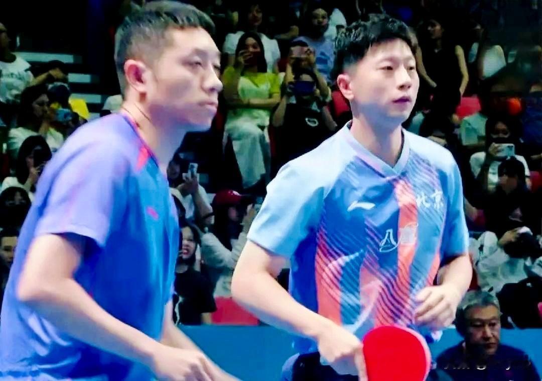 乒乓球全锦赛(7月16日晚间)，又有男双(8席)，女双(6席)运动员晋级16强: