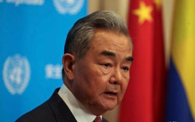 印度沸腾了，中国点头。6月18日，中国外交部宣布，应印度国家安全顾问多瓦尔邀请，