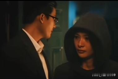 《交锋》这一幕两个人都演绝了，演技登峰造极。
两个人纠缠了大半辈子，
到头来，仍