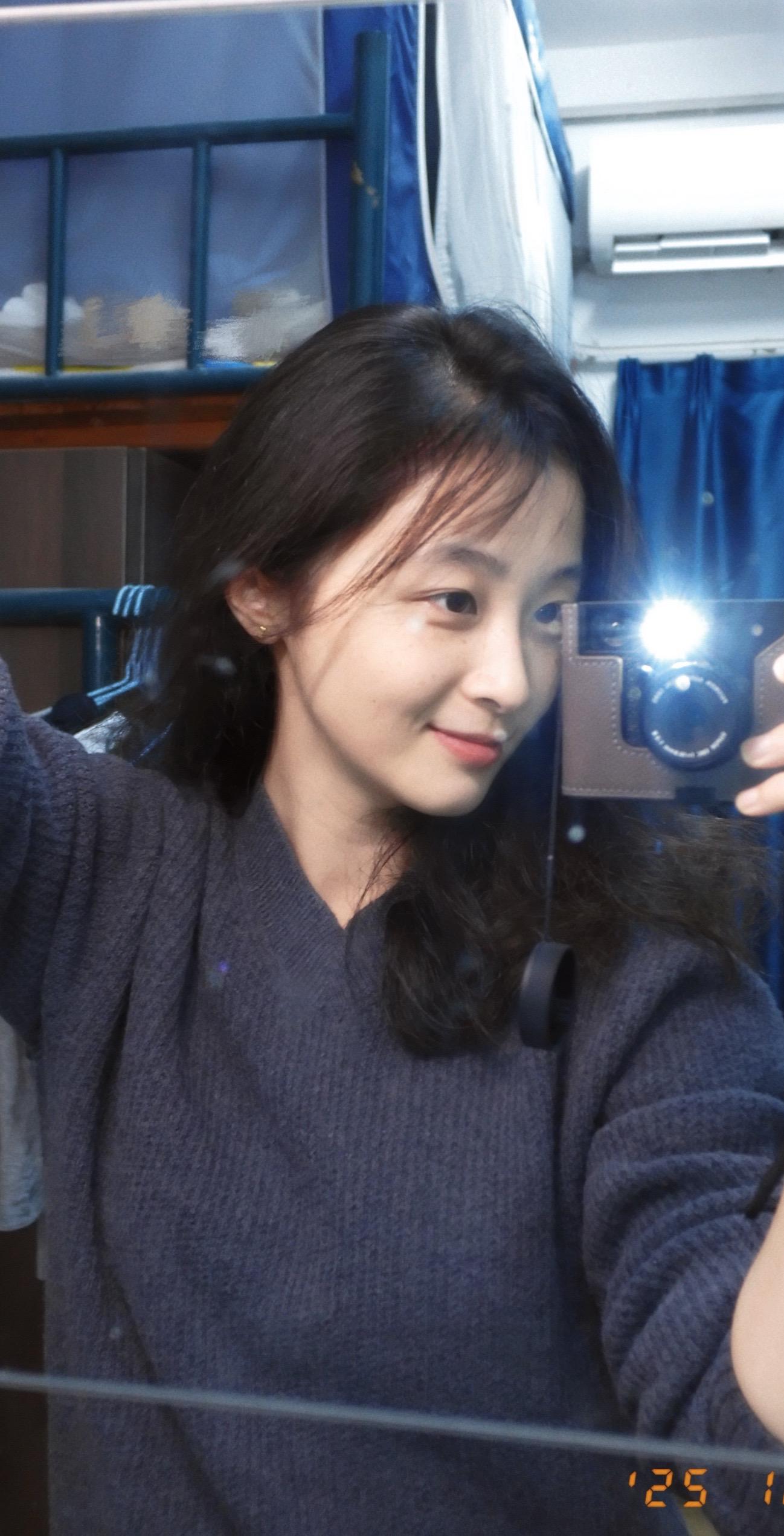 镜子该擦擦了。