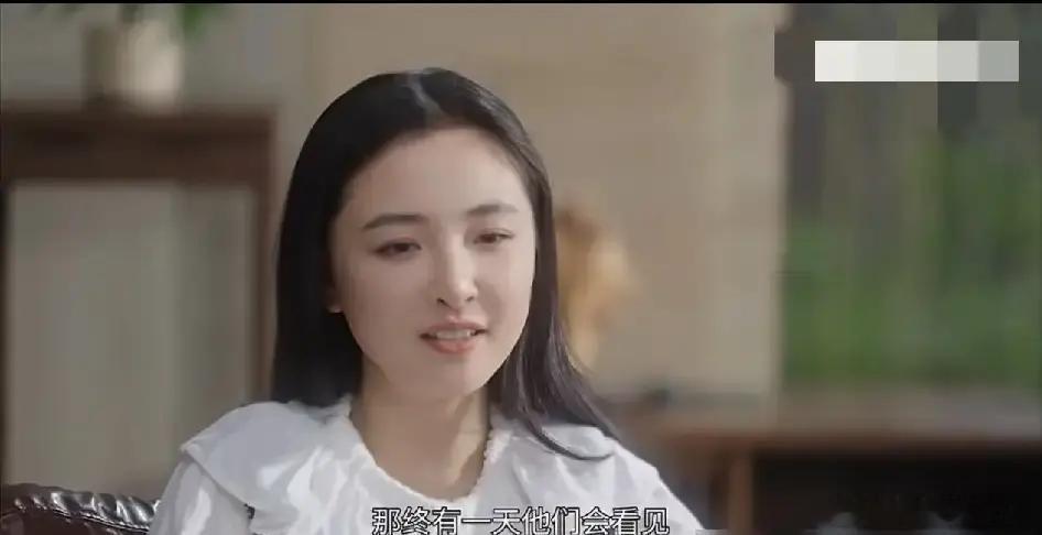 吴倩这辈子做过最硬气的一件事，不是演了什么大女主，而是哪怕被全网可怜，她也没去吃