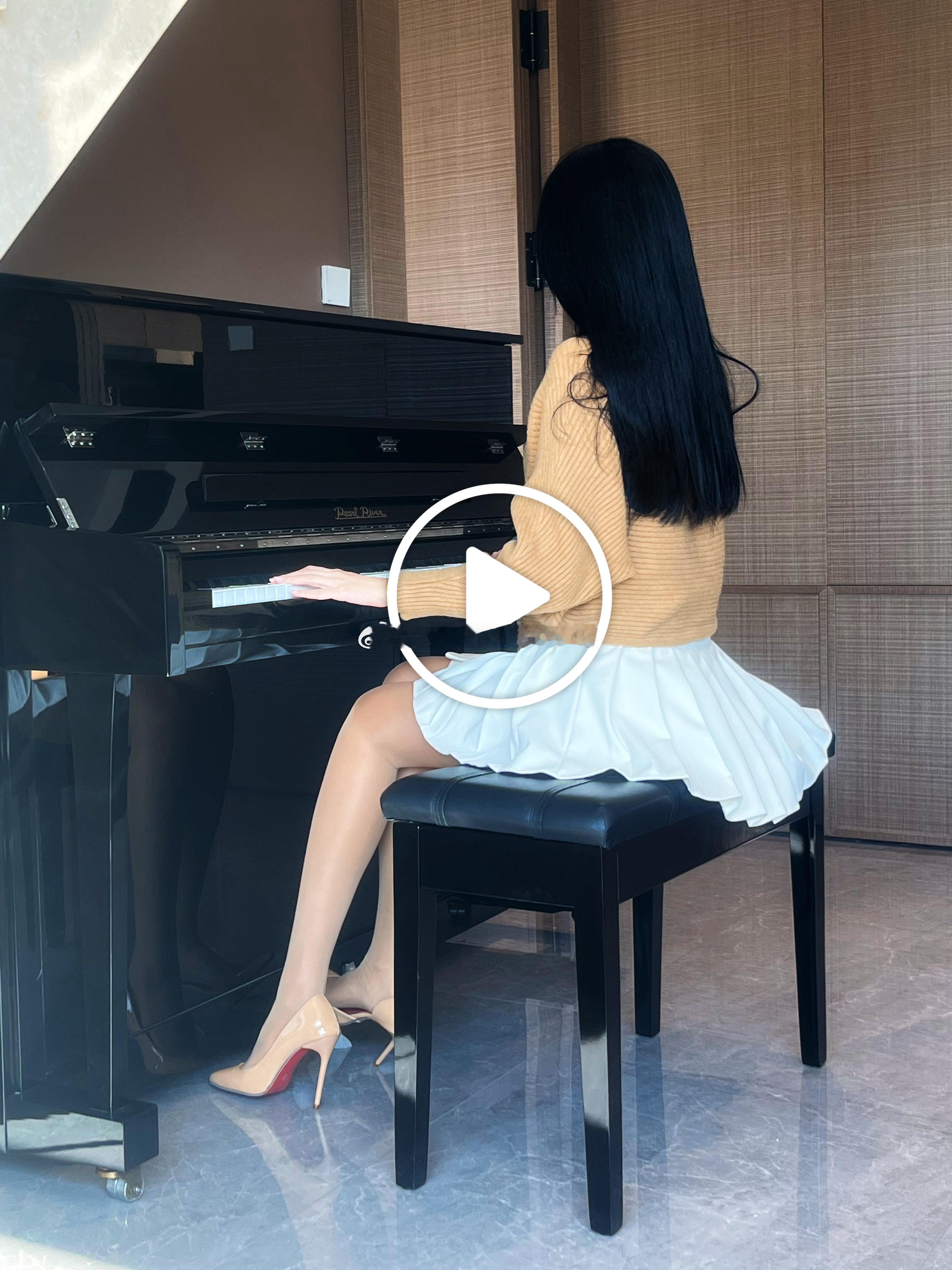 没有什么才艺，弹一首……蚊香，识女人今天穿什么ootd20块和2000块相机差距