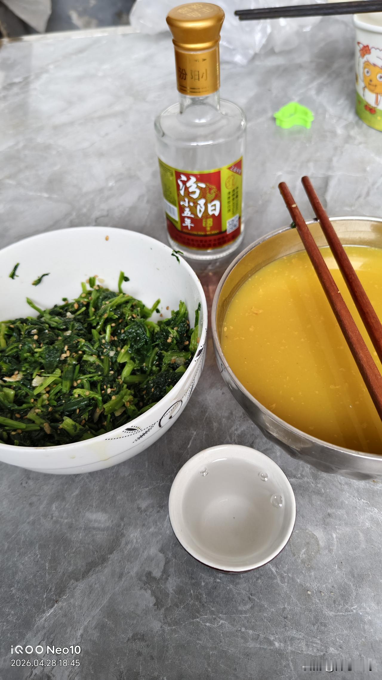 2. 偶尔偷懒外食，日常坚持自制，舒服又省钱

3. 全家偏爱在家吃，简单食材吃