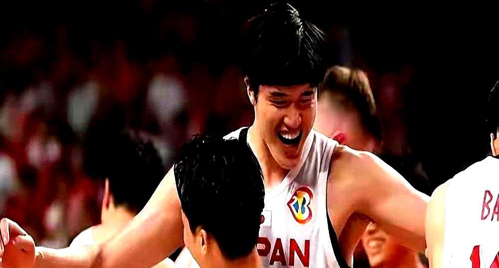 日本新帅当着面放话，要拿中国男篮当垫脚石，双杀我们。亚洲第11，这口气你咽得下？