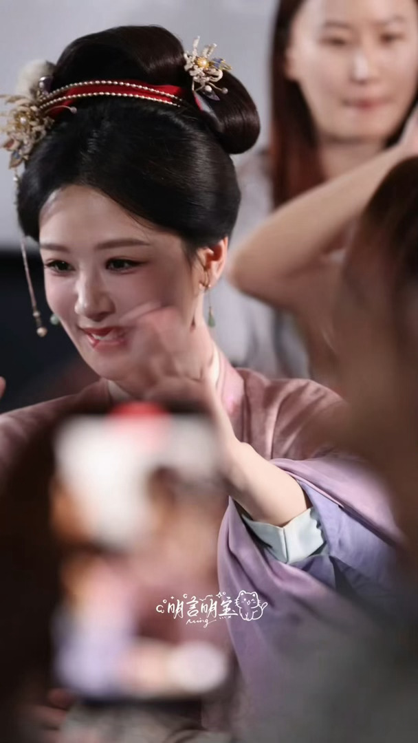 杨紫我吐槽爽了就杨紫这样《家业》的质感和她的表演相辅相成，她用实力证明，认真演戏
