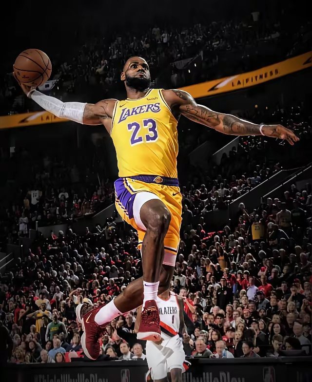 进入历史！詹姆斯1297场连续得分上双记录终结！历经18年，连续1297场得分上