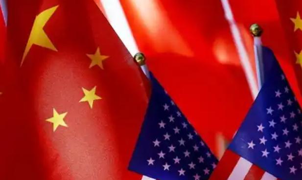 中美一旦撕破脸开战，中国沿海遭饱和轰炸怎么办？戴旭上校一句话，曾让大家放心不少：
