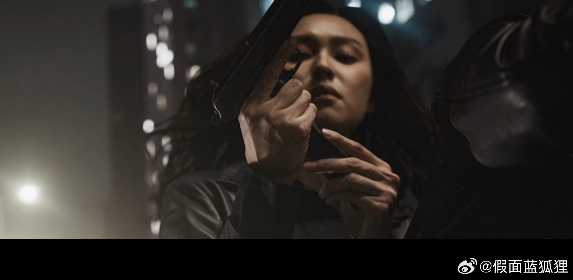 寒战系列电影十年回归哇塞！“寒战”系列十年回归，《寒战1994》五一登场！94年