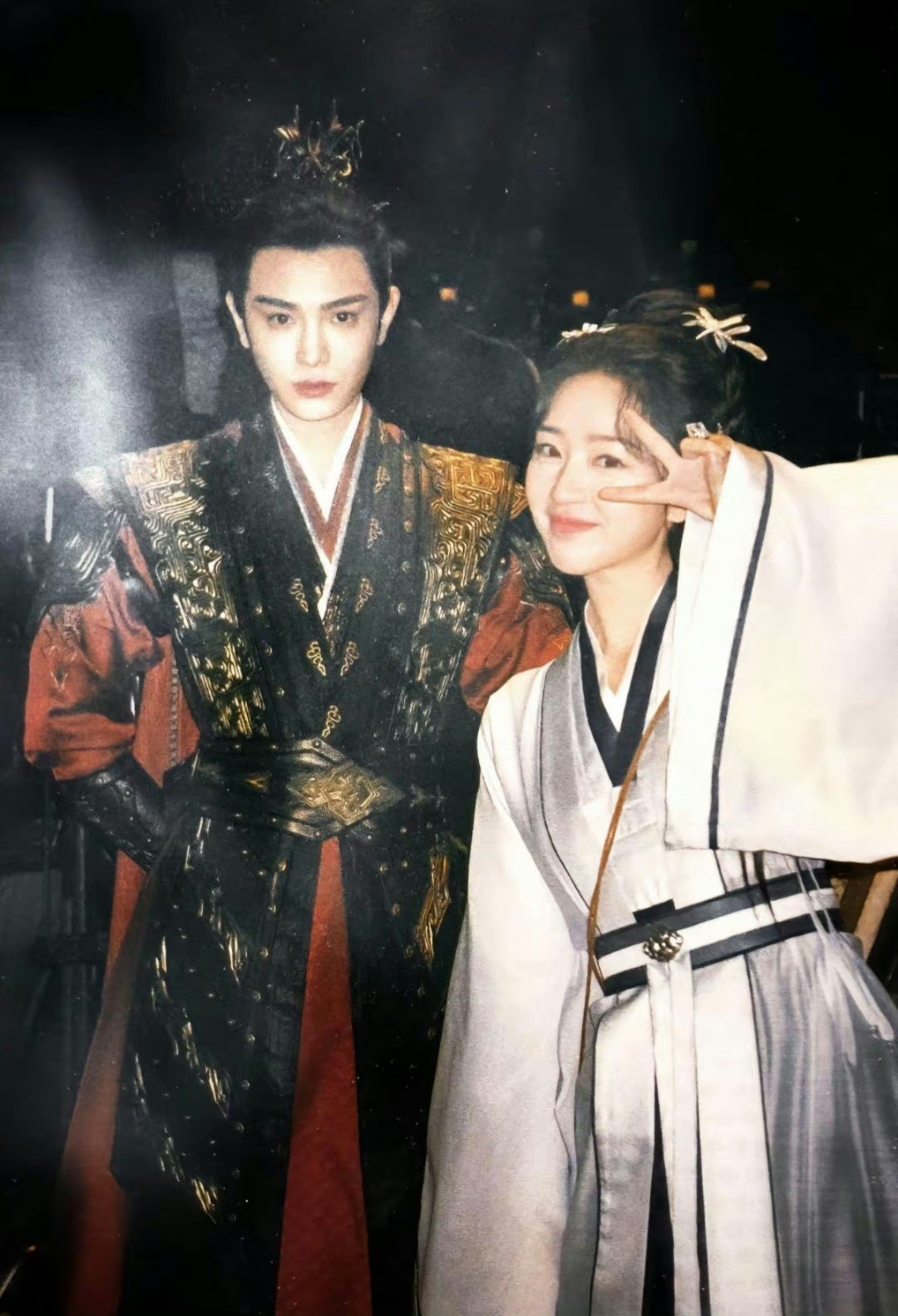 丁禹兮（饰沈渡）和邓恩熙（饰颜幸）主演，剧情好看上头，男女主的感情拉扯很带感！他