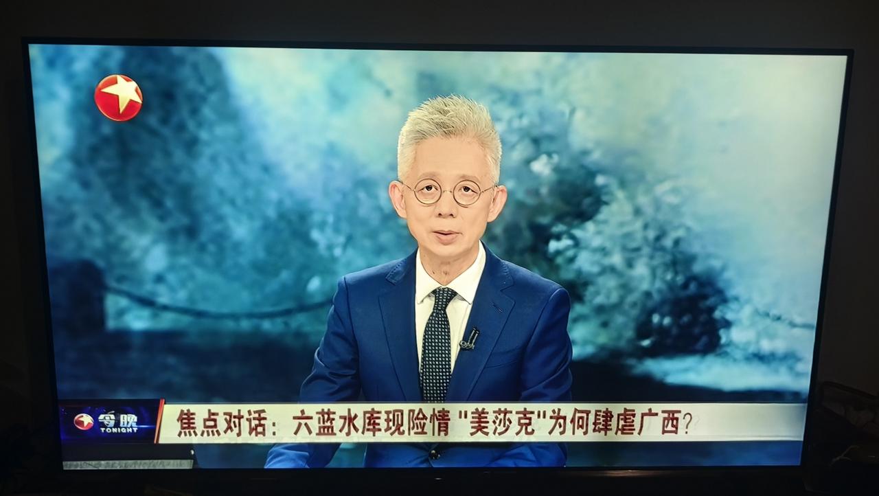 [石化]这是…当年“狮城之战”复旦四辩——蒋昌建，竟然已经苍老至此[泣不成声]果