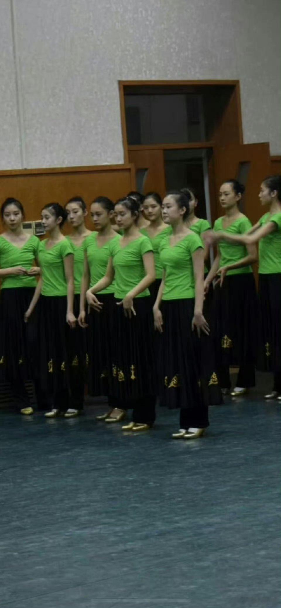 第一眼注意到任敏 而不是刘浩存 