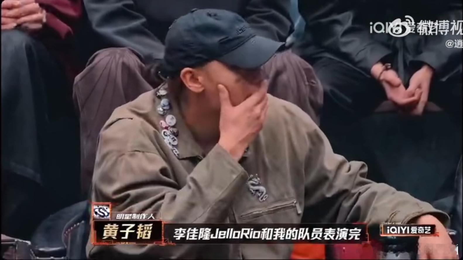 李佳隆又第一都别耍了新说唱2025 李佳隆不仅能独自夺冠，连帮唱的环节也毫不逊色
