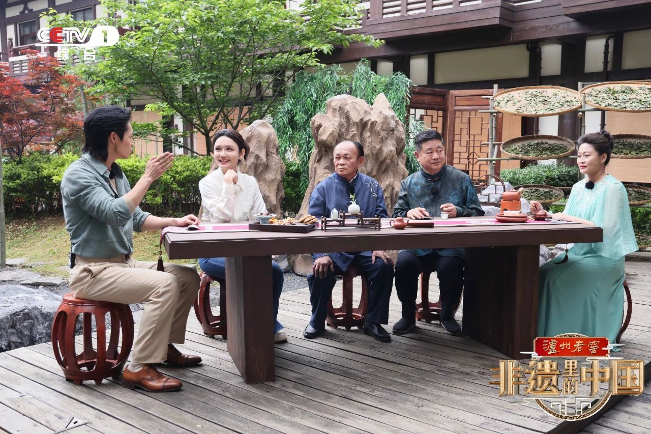 茶界“集香王者”来了！这种茶一口气集齐10大花香 从栀子到玉兰，舌尖绽放百花盛宴