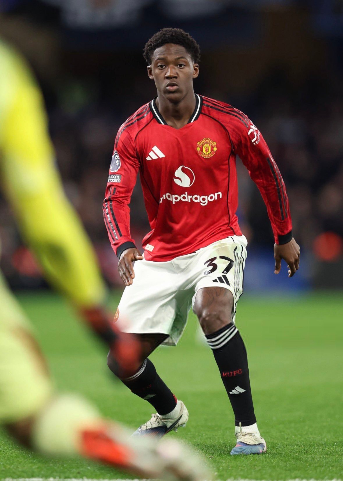 太阳报记者Samuel Luckhurst：曼联的目标是在赛季结束前宣布与科比·