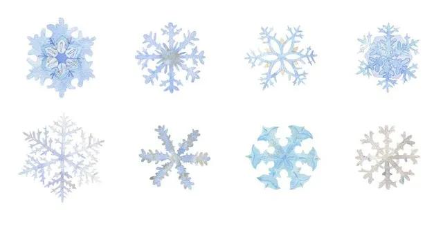 寒冬，
六角形的雪花，
在你鬓发间轻盈地飘。
冰冷中的你，
是否会憧憬春水的温柔
