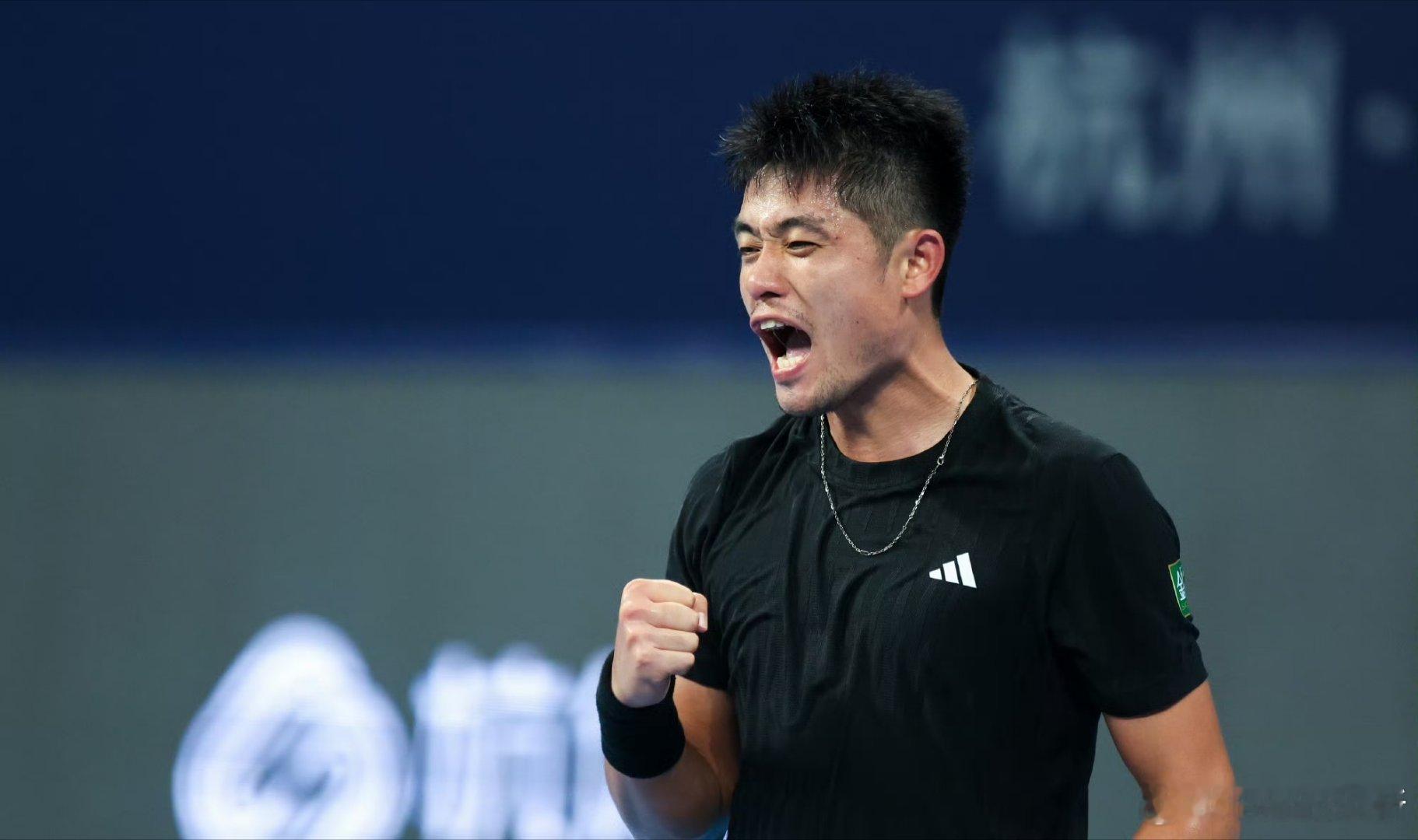 吴易昺无缘杭州站决赛 ATP250🇨🇳杭州250半决赛🇨🇳吴易昺3-6/