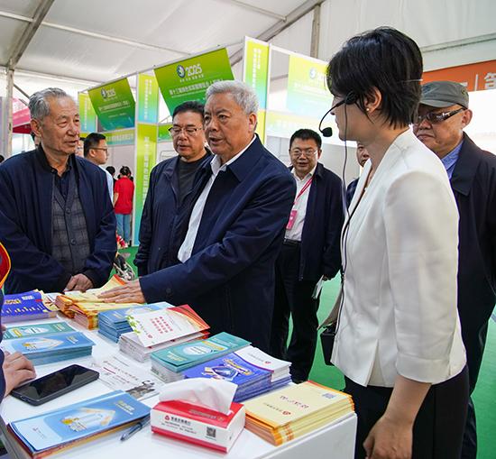 预警！莘县将迎来一场绿色盛宴🥬 ⏰2026年4月15日—5月10日，📍莘县会