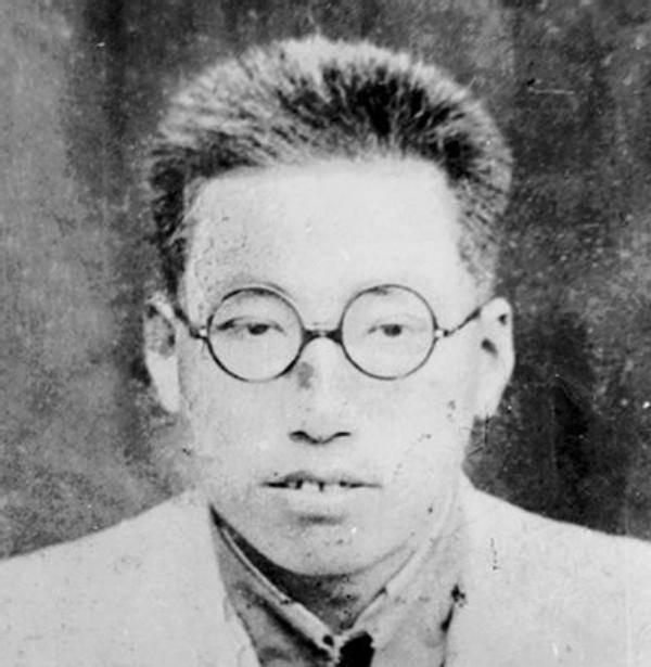 1943年6月，延安准备迎接一位名声很大的新四军将领。
 
新四军3师8旅旅长田