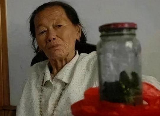 13岁那年，她一天要被糟蹋20多次，肚子被蹂躏到肿胀鼓起，那些日本兵就用军靴，一