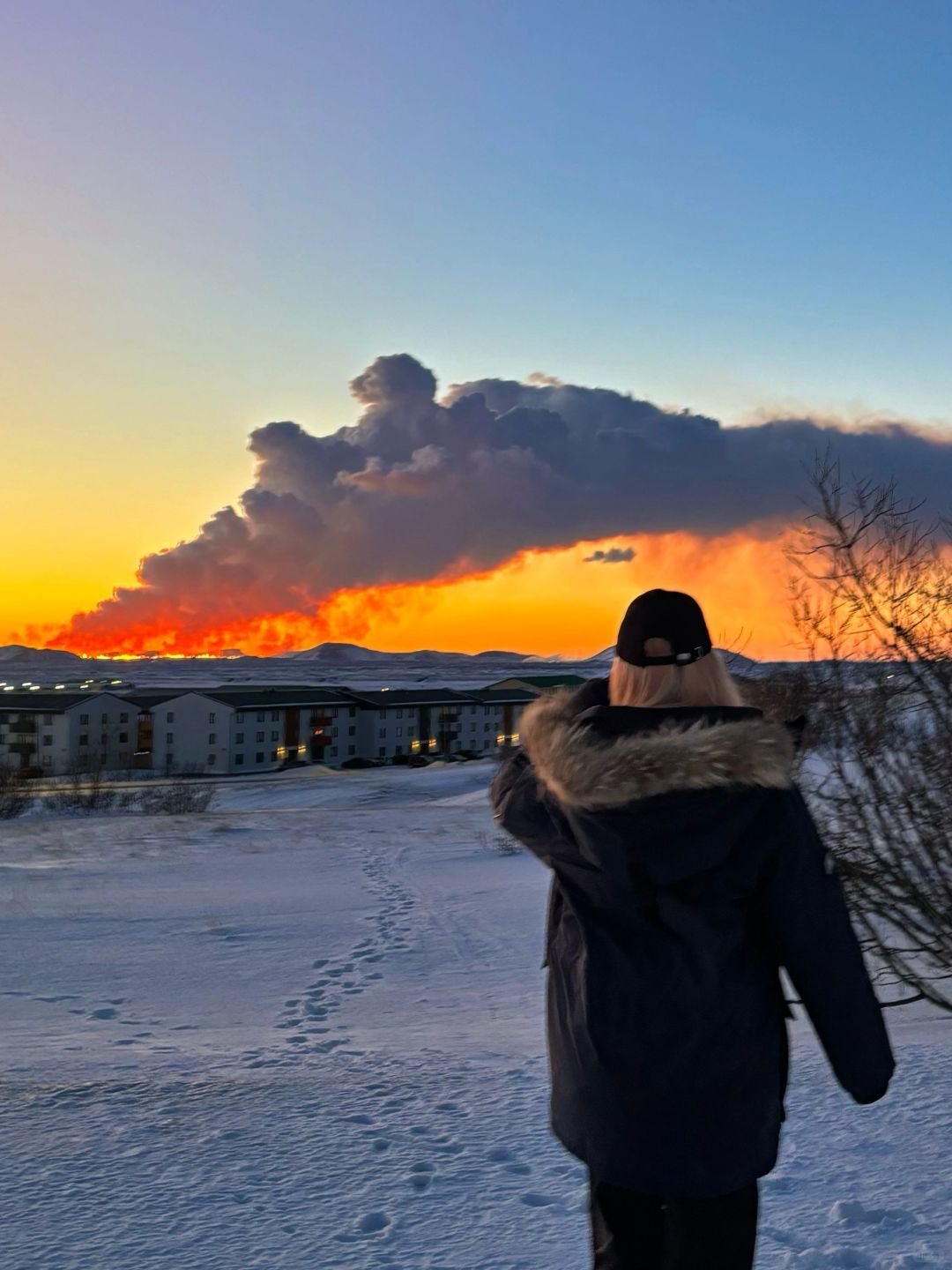 冰岛火山喷发🌋很白日梦想家