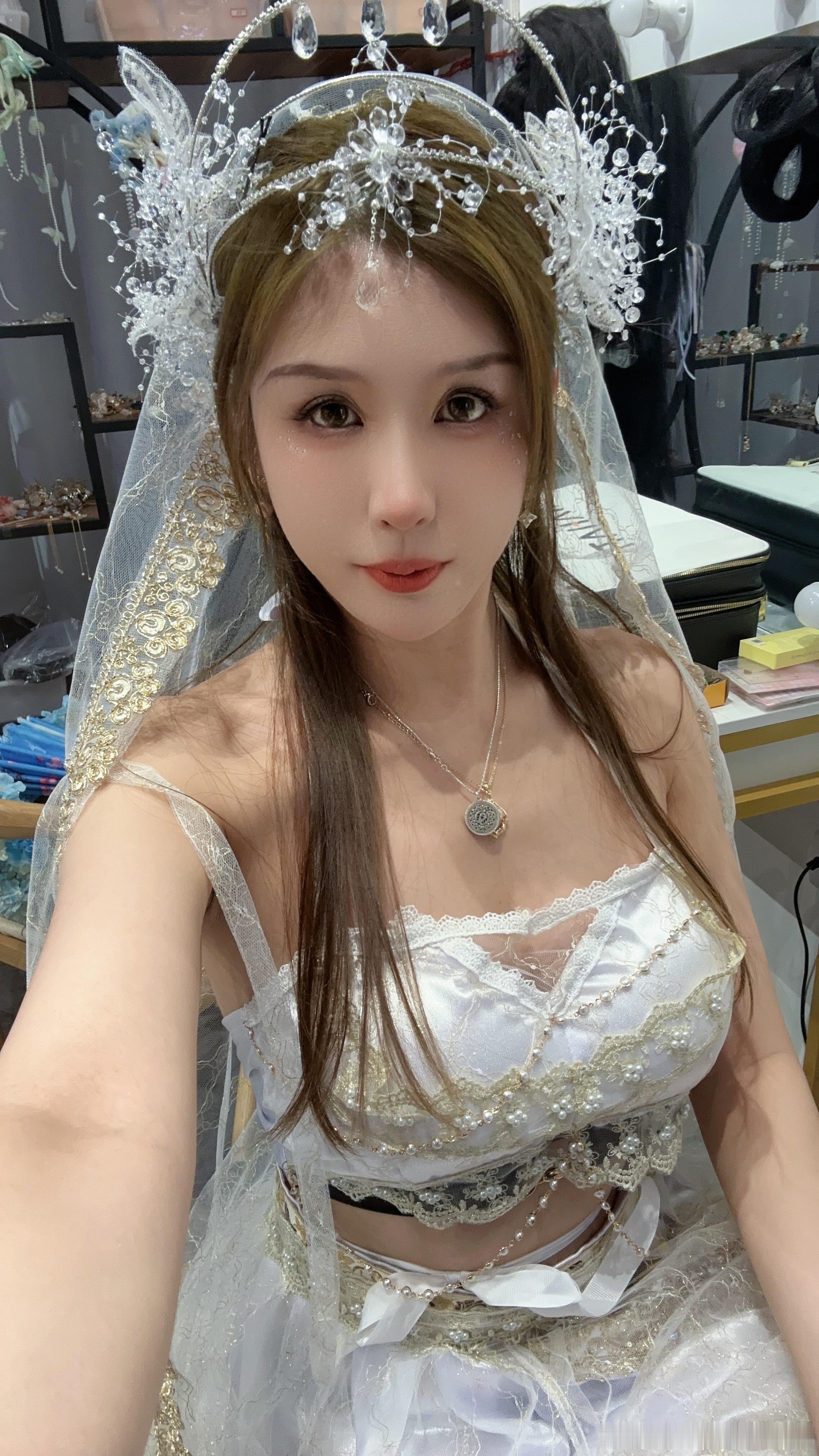 hi美女如云[超话]热门美女 ​​​